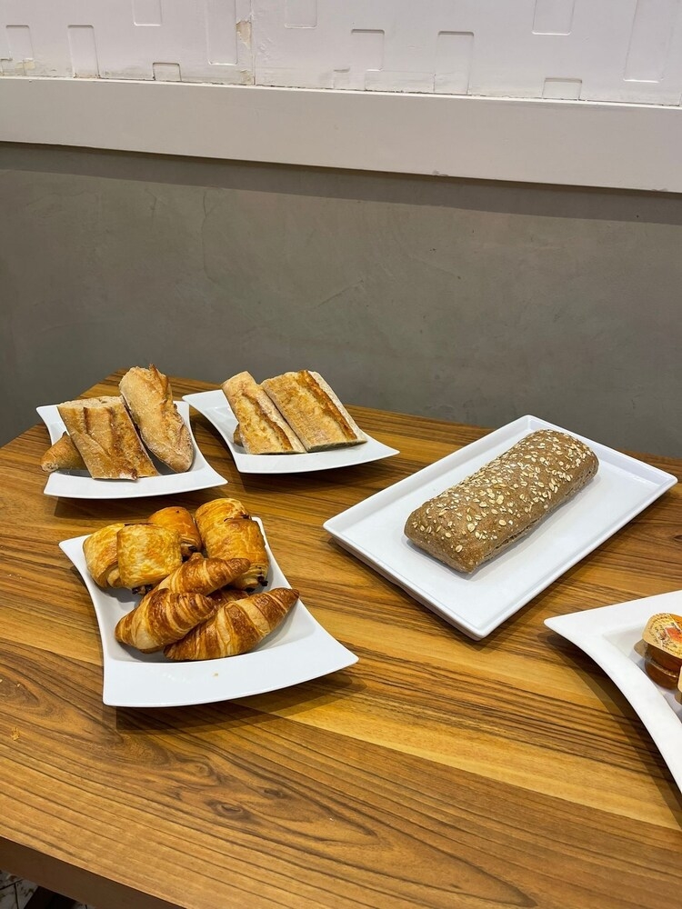 뷔페 아침 식사