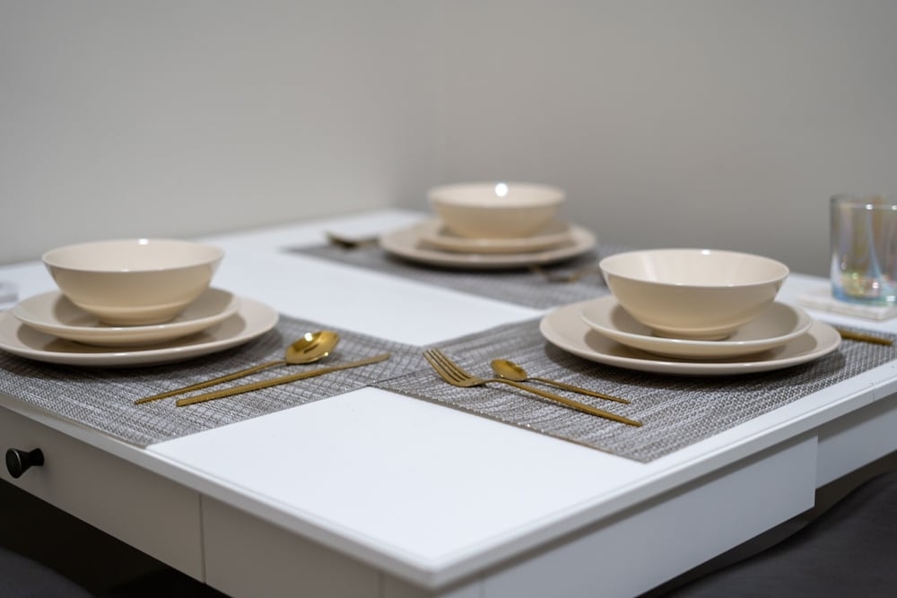 객실 내 식사 공간