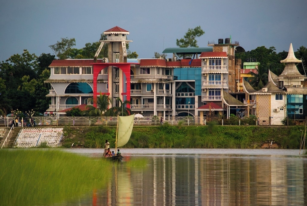 숙박 시설 정면