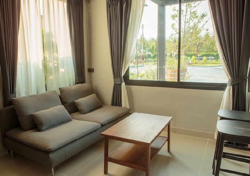 객실 내 식사 공간