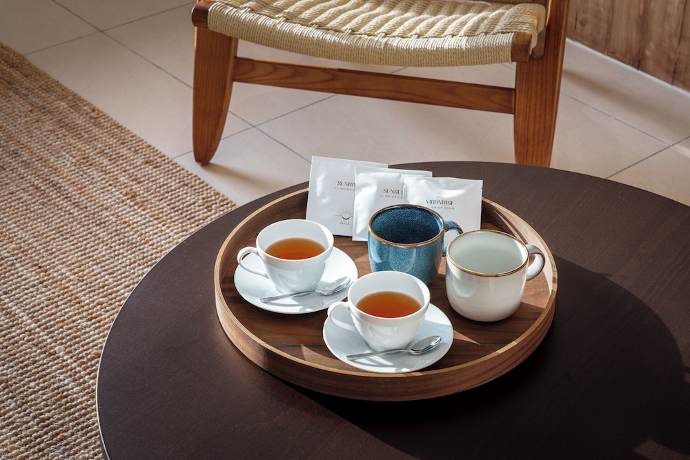 커피 및/또는 커피 메이커