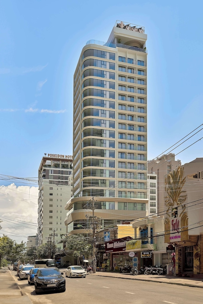 숙박 시설 정면