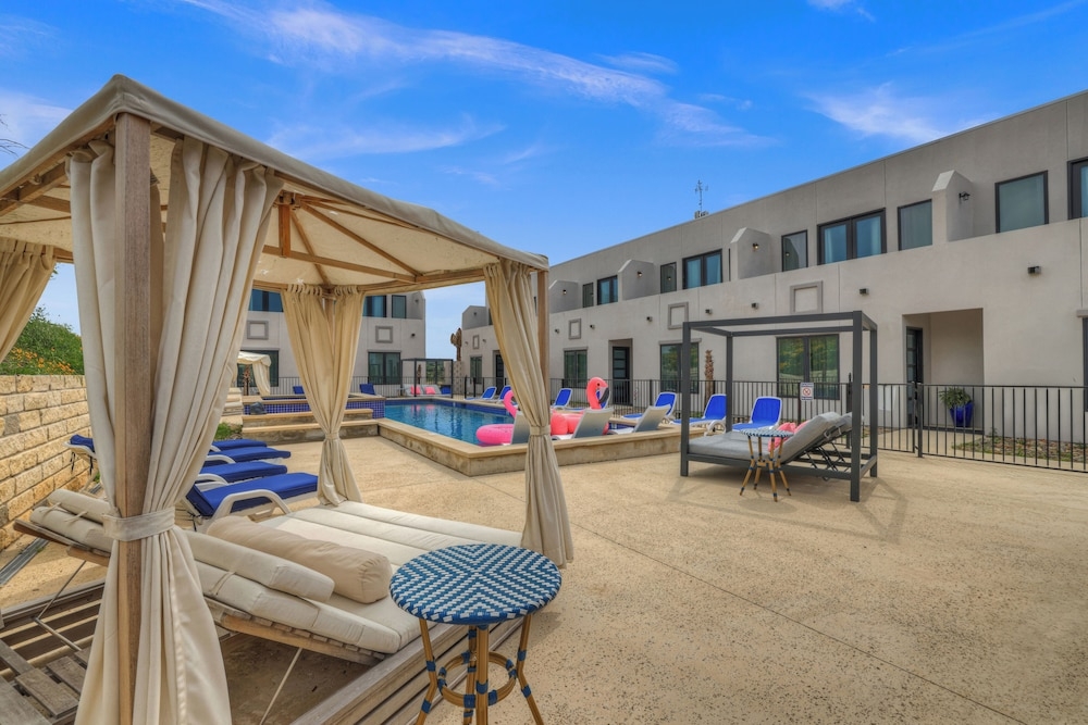 숙박 시설 구내