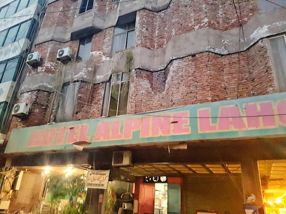 숙박 시설 정면