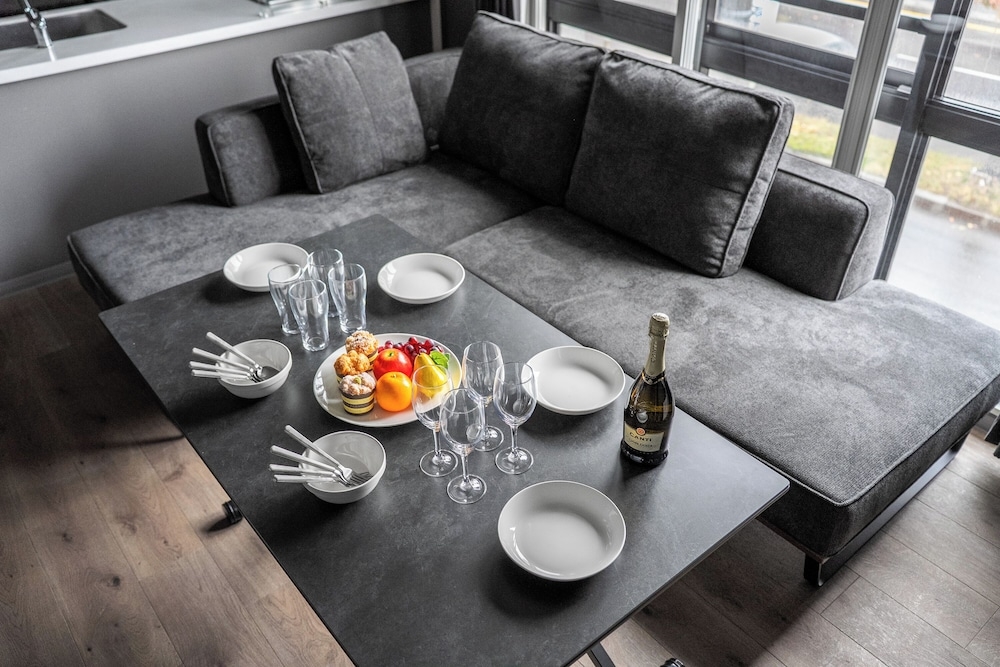 객실 내 식사 공간