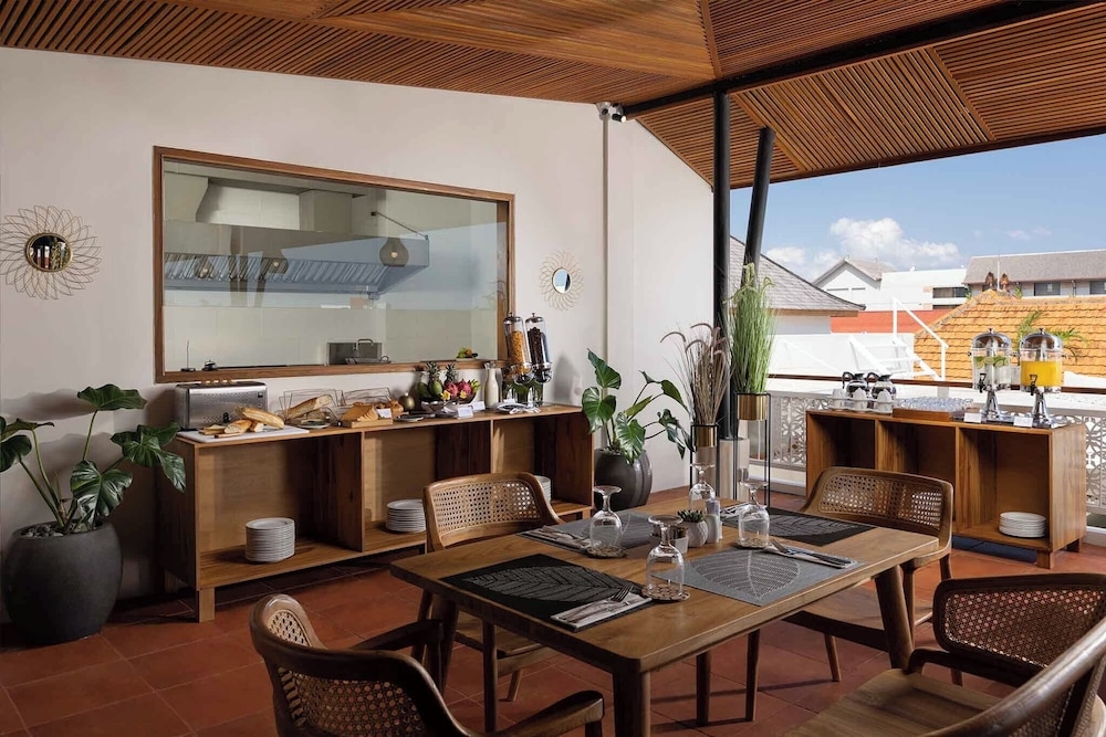 뷔페 아침 식사