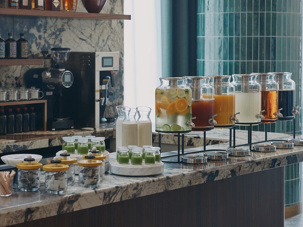 뷔페 아침 식사