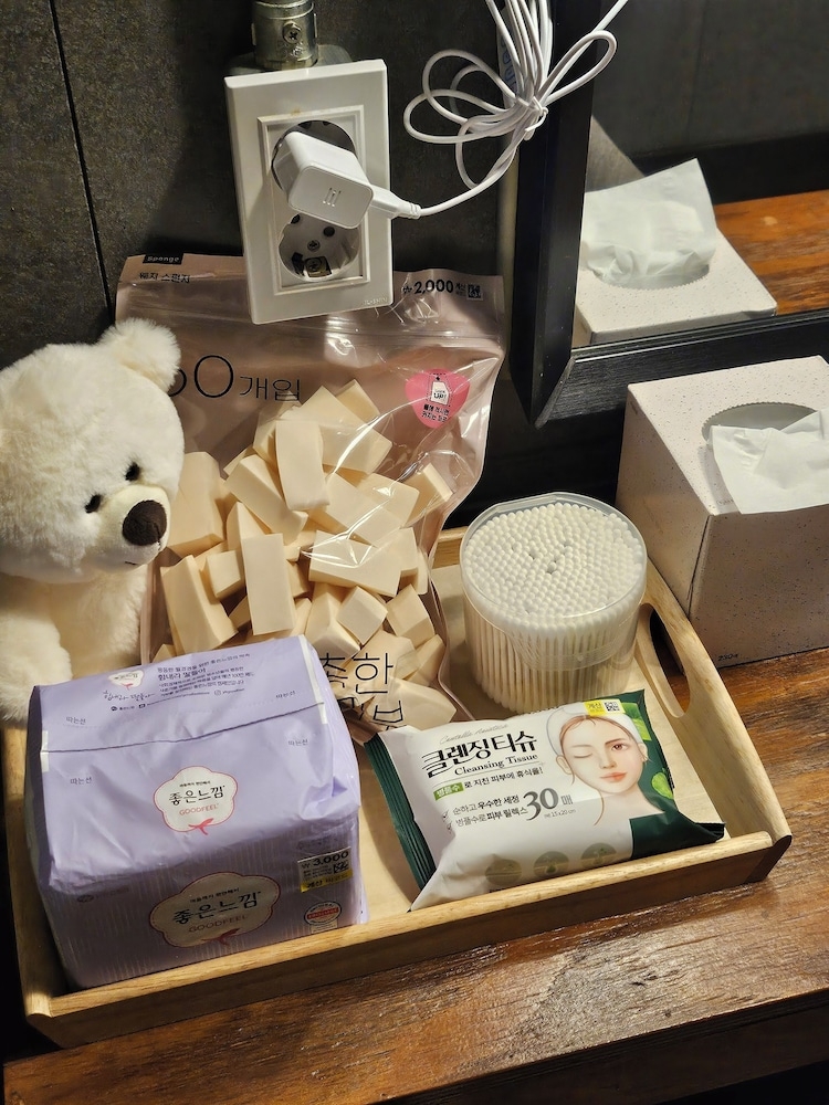 숙박 시설 내 편의 시설/서비스