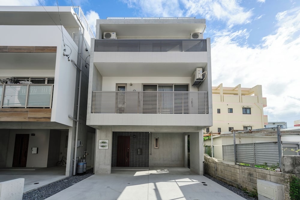 숙박 시설 정면