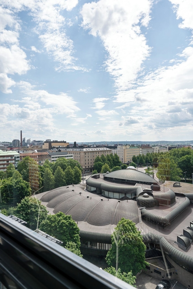 숙박 시설에서 보는 시내 전망