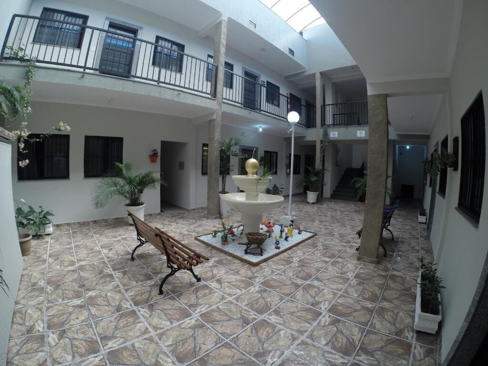 숙박 시설 구내