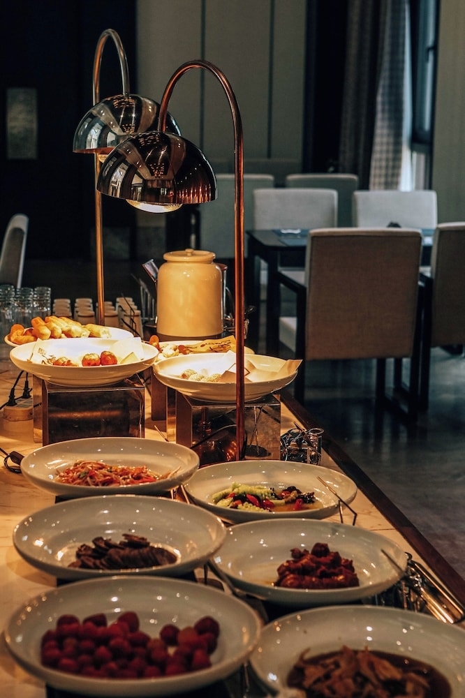 뷔페 아침 식사