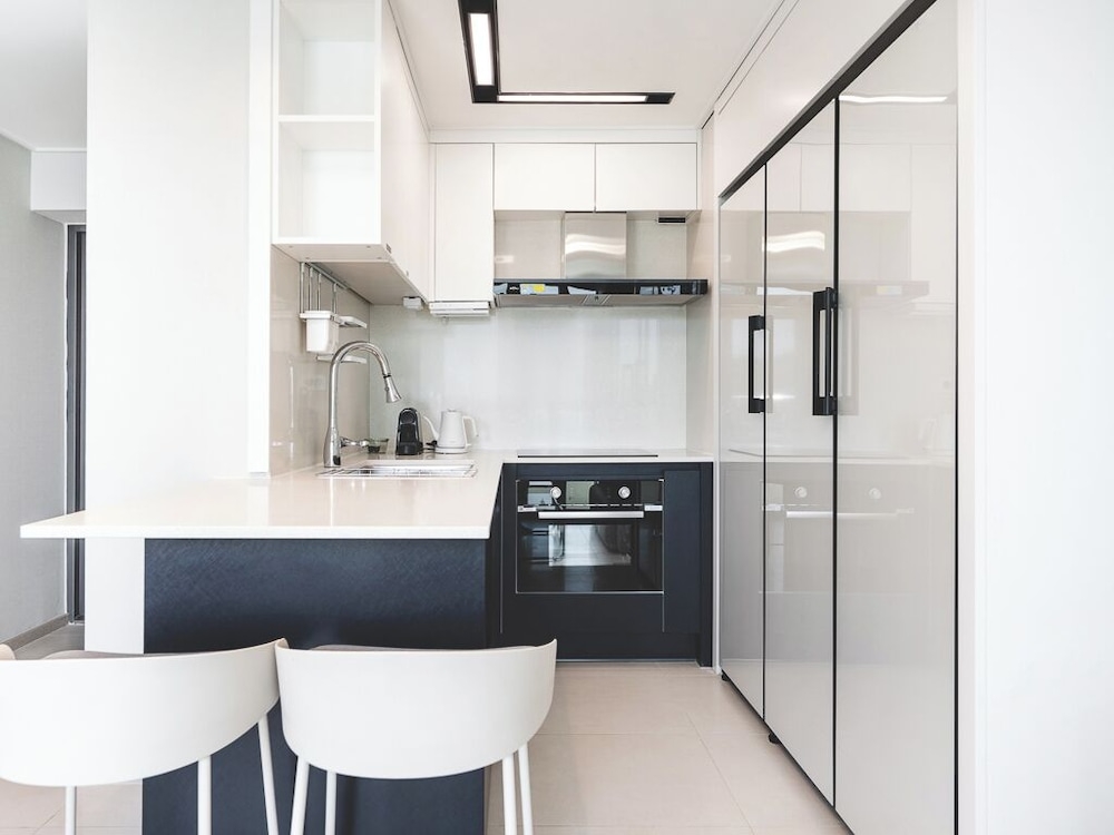 객실 내 식사 공간