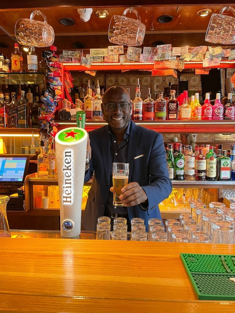 바(숙박 시설 내)