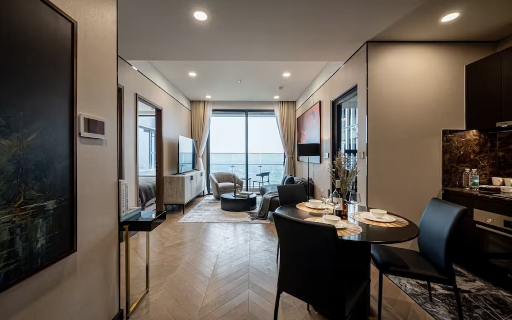 객실 내 식사 공간