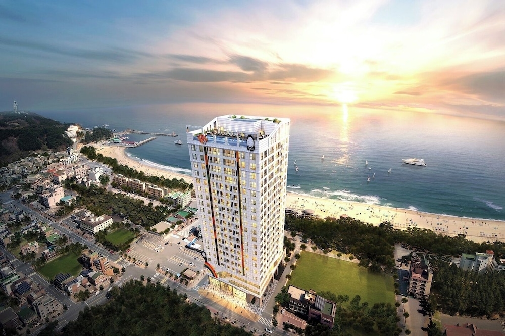 숙박 시설 정면