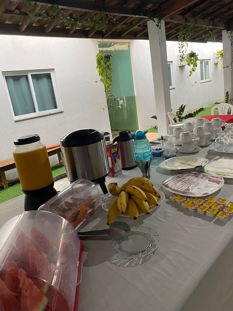 뷔페 아침 식사