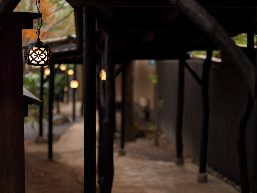 숙박 시설 구내