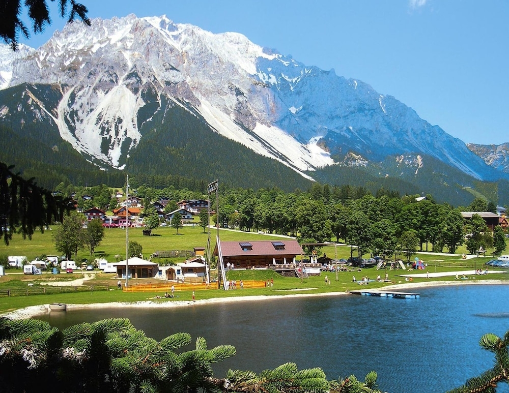 숙박 시설의 전망