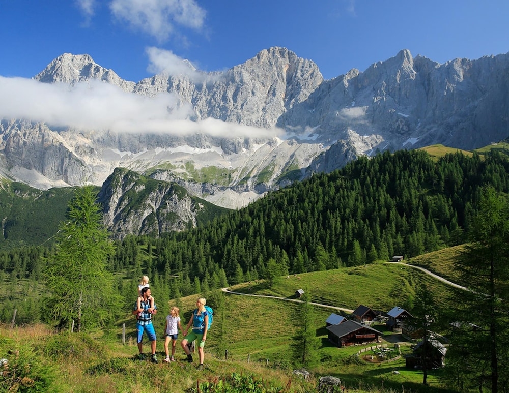 숙박 시설의 전망