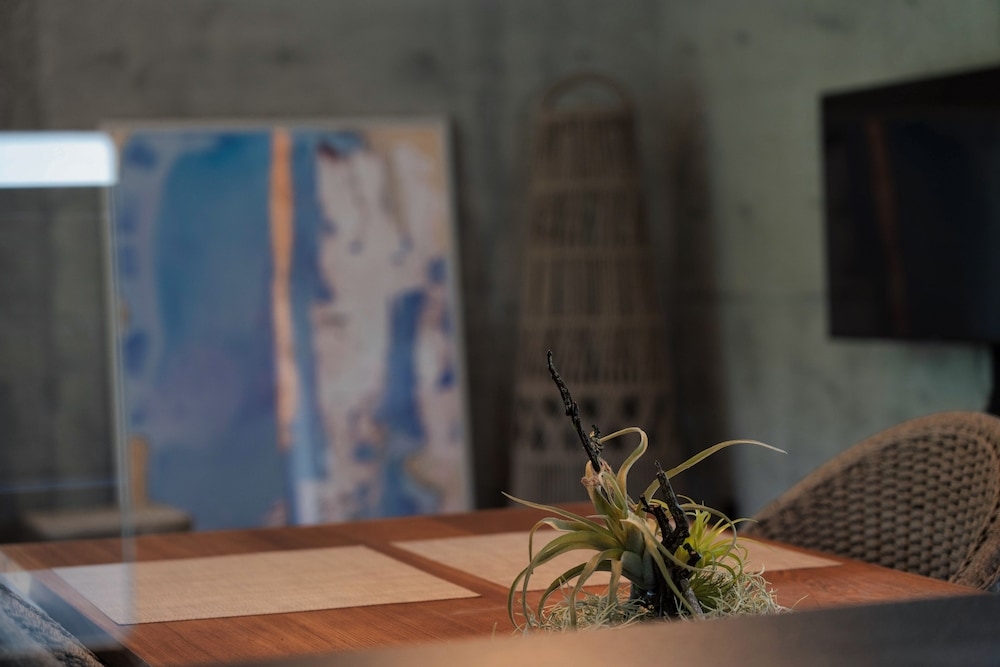 객실 내 식사 공간