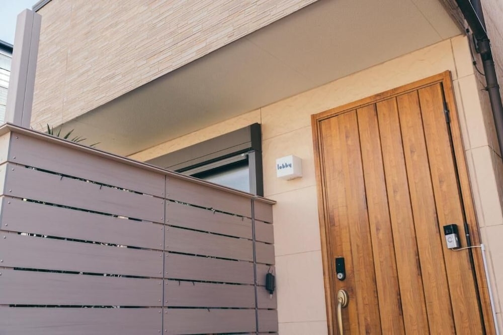 숙박 시설 정면