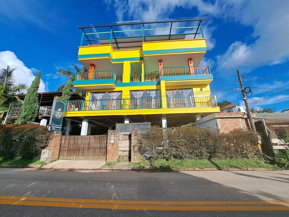 숙박 시설 정면