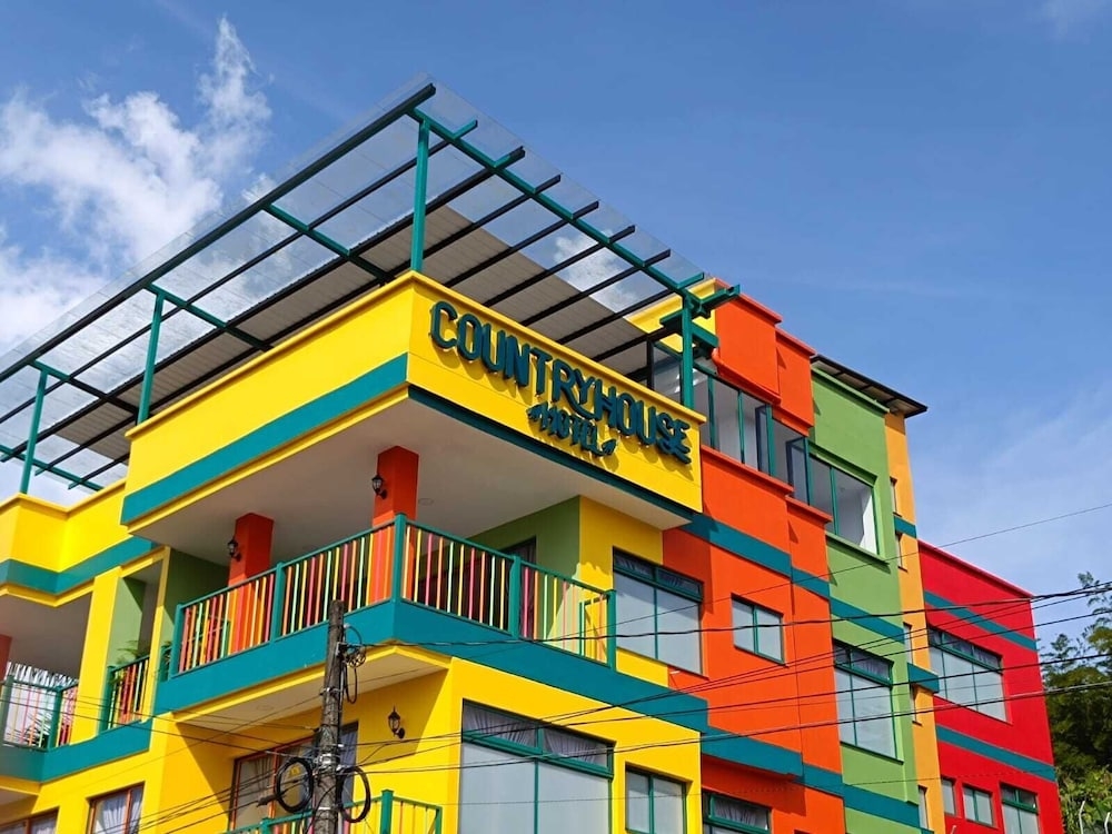 숙박 시설 정면