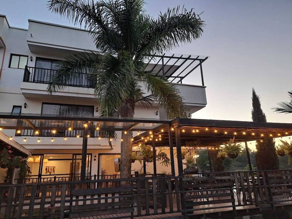 숙박 시설 정면