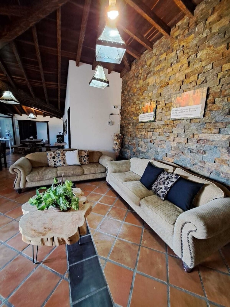 로비 좌석 공간