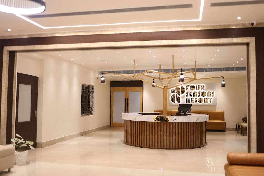 숙박 시설 정면