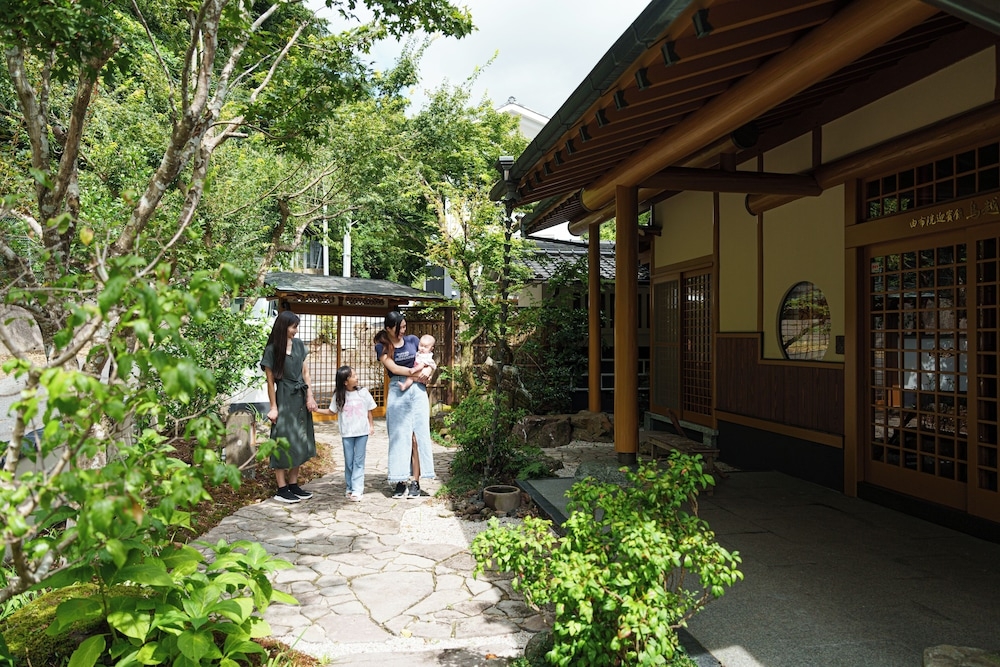 숙박 시설 정면