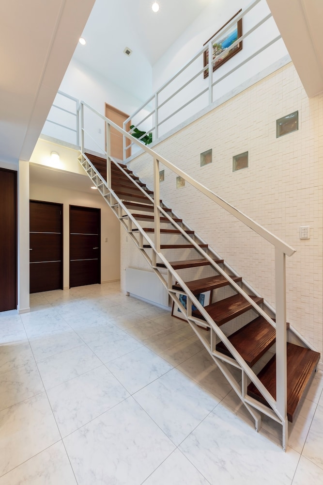 숙박 시설 정면