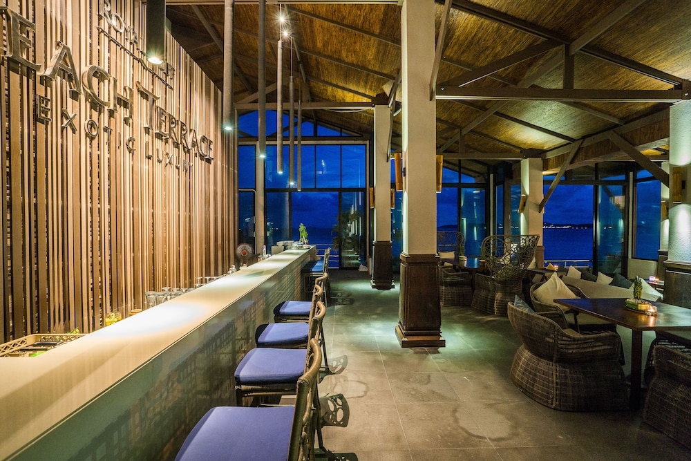 바(숙박 시설 내)