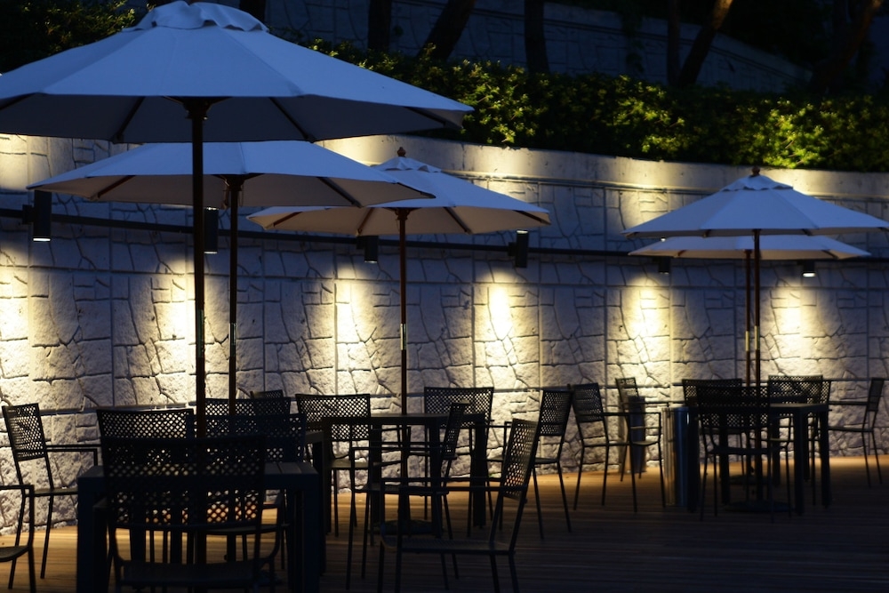 숙박 시설 구내