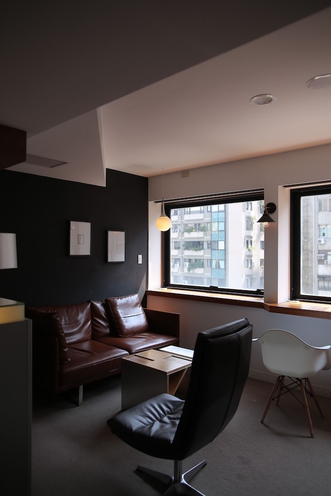 로비 좌석 공간