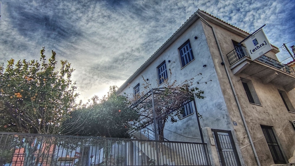 숙박 시설 정면