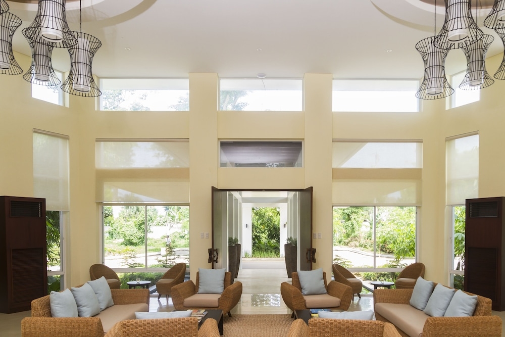 로비 좌석 공간