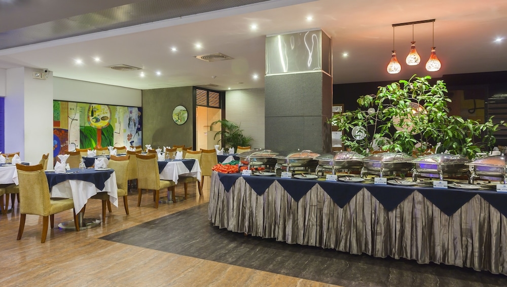 뷔페 아침 식사