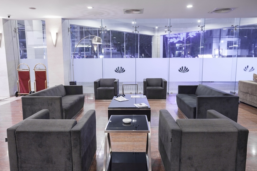 로비 좌석 공간