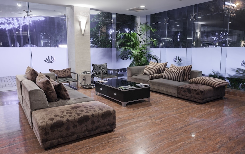 로비 좌석 공간