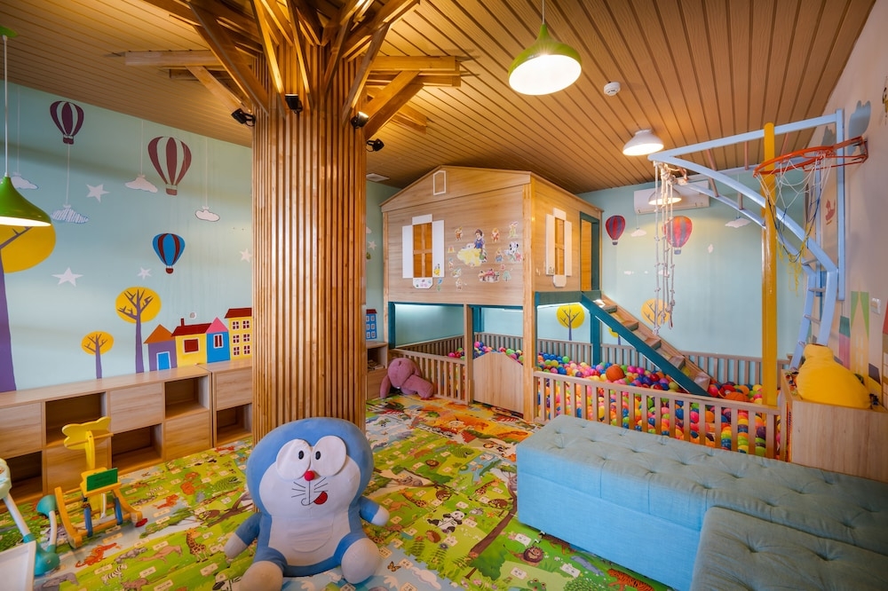 어린이 놀이 공간 - 실내