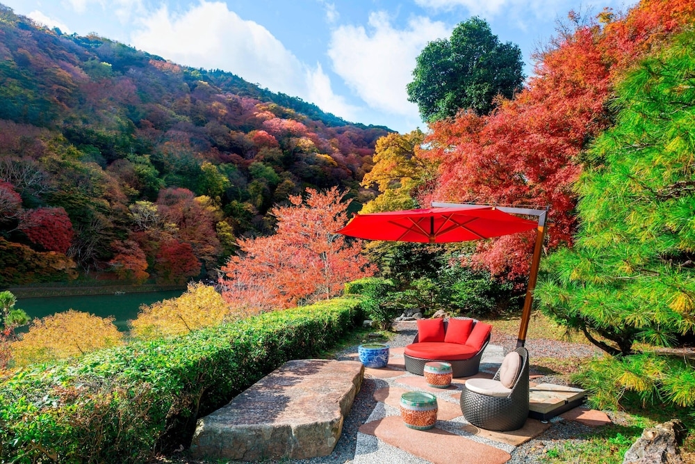 숙박 시설 구내