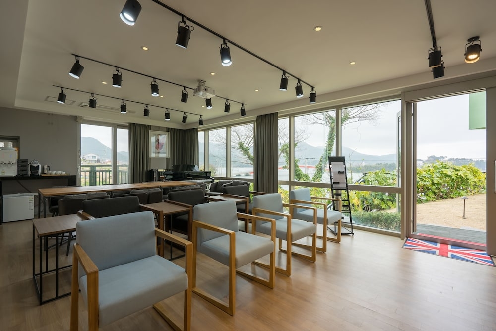 숙박 시설 내 편의 시설/서비스