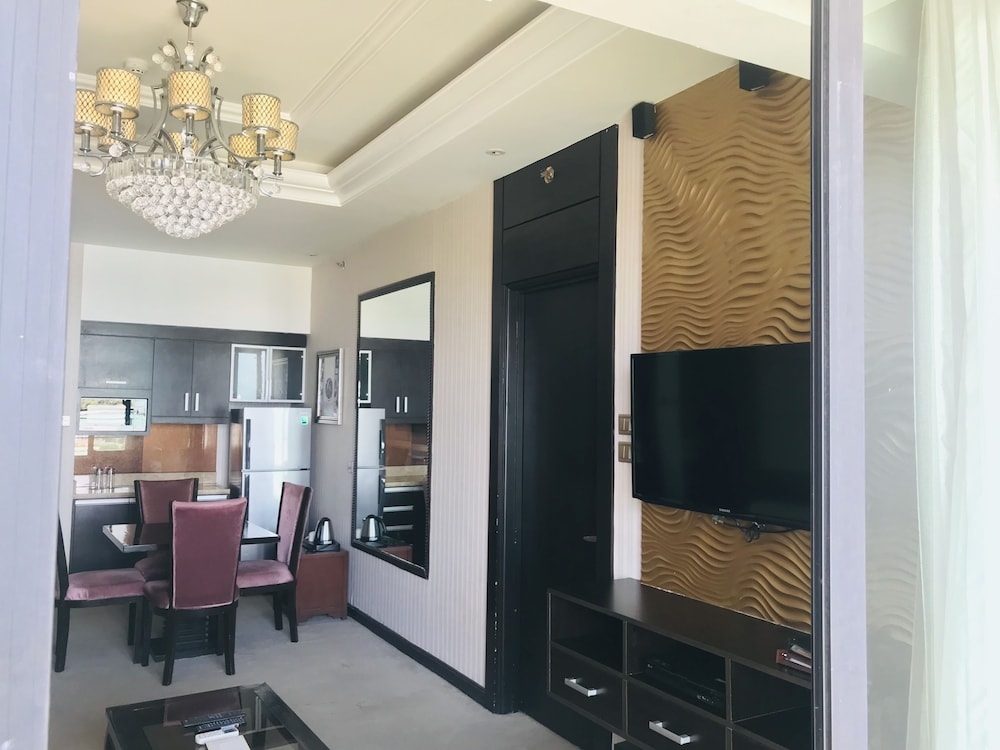 객실 내 식사 공간