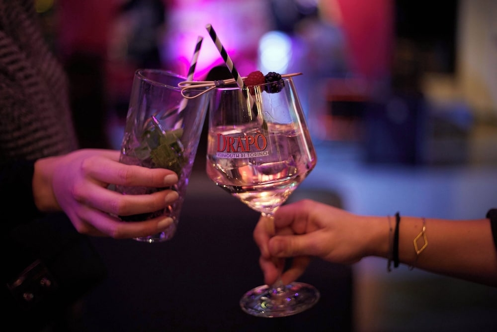 숙박 시설 내 편의 시설/서비스