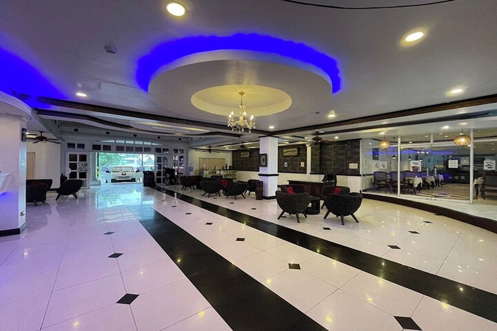 로비 좌석 공간