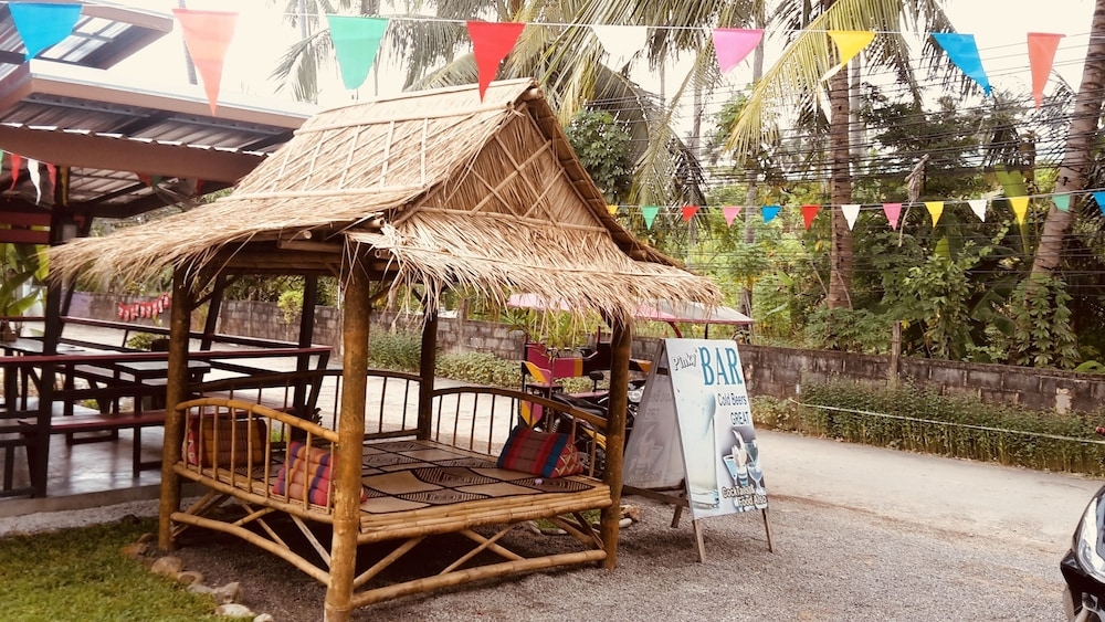 숙박 시설 구내