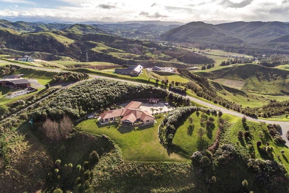 숙박 시설 구내