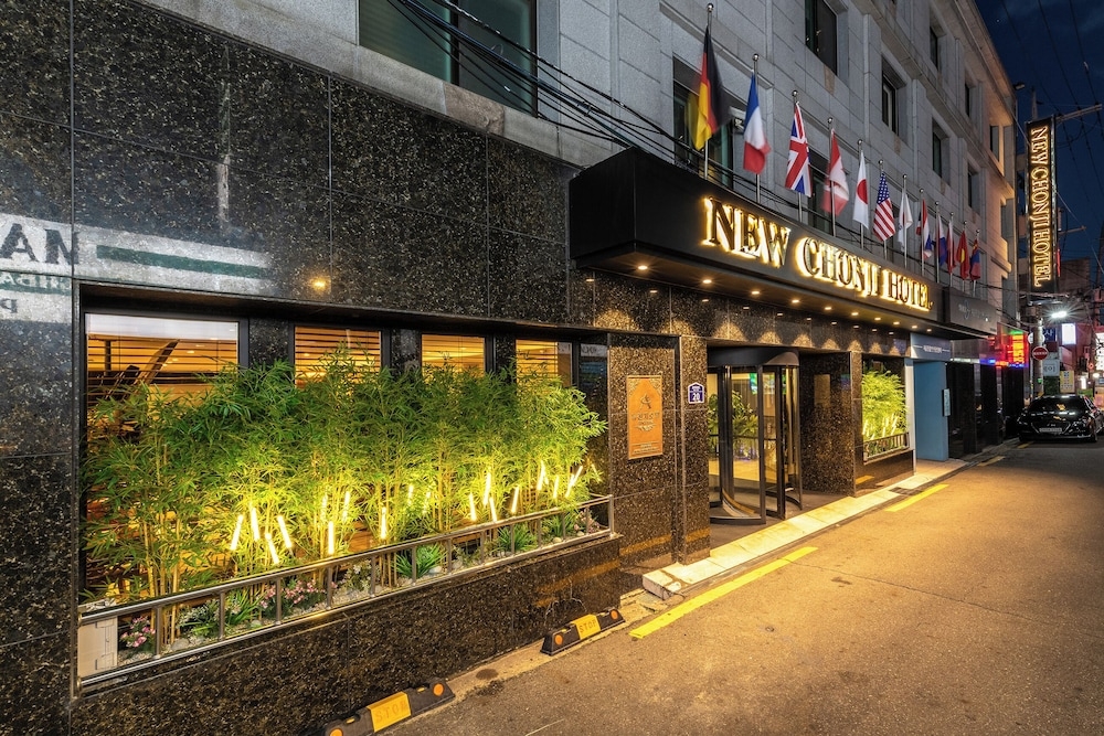 숙박 시설 정면